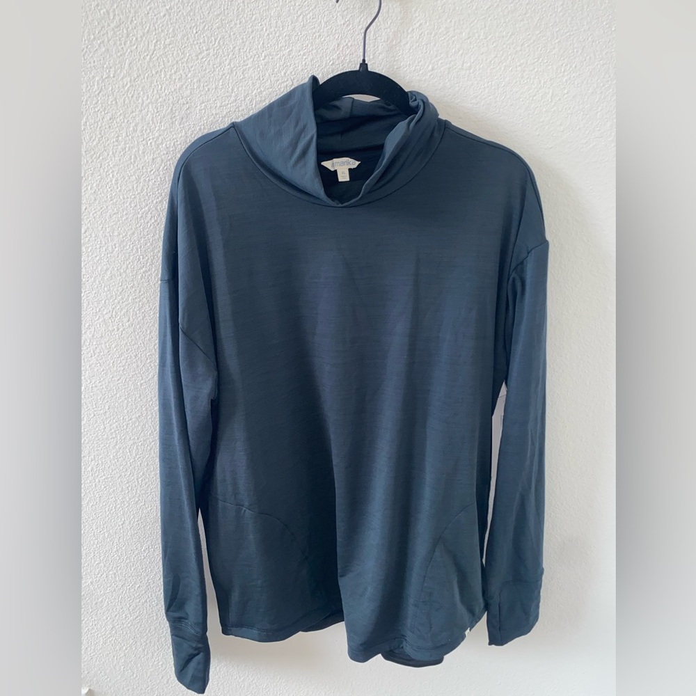 Athletic Pullover